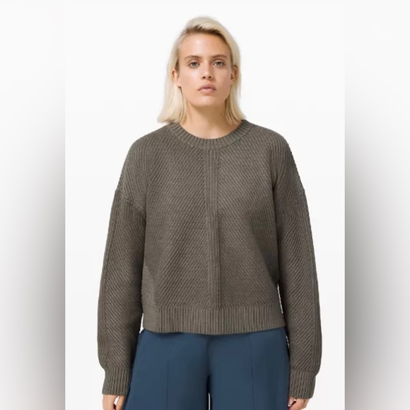 Lululemon New Heights Sweater NWT - Picture 6 of 7